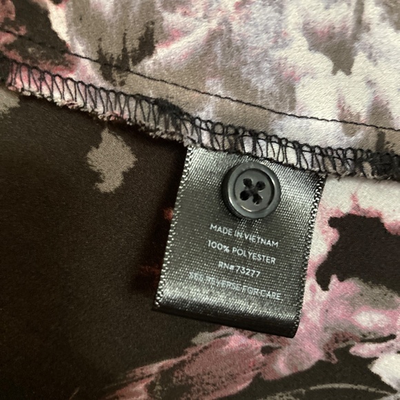 Floral Button Up Blouse with Optional Drawstring Waist - Picture 7 of 8